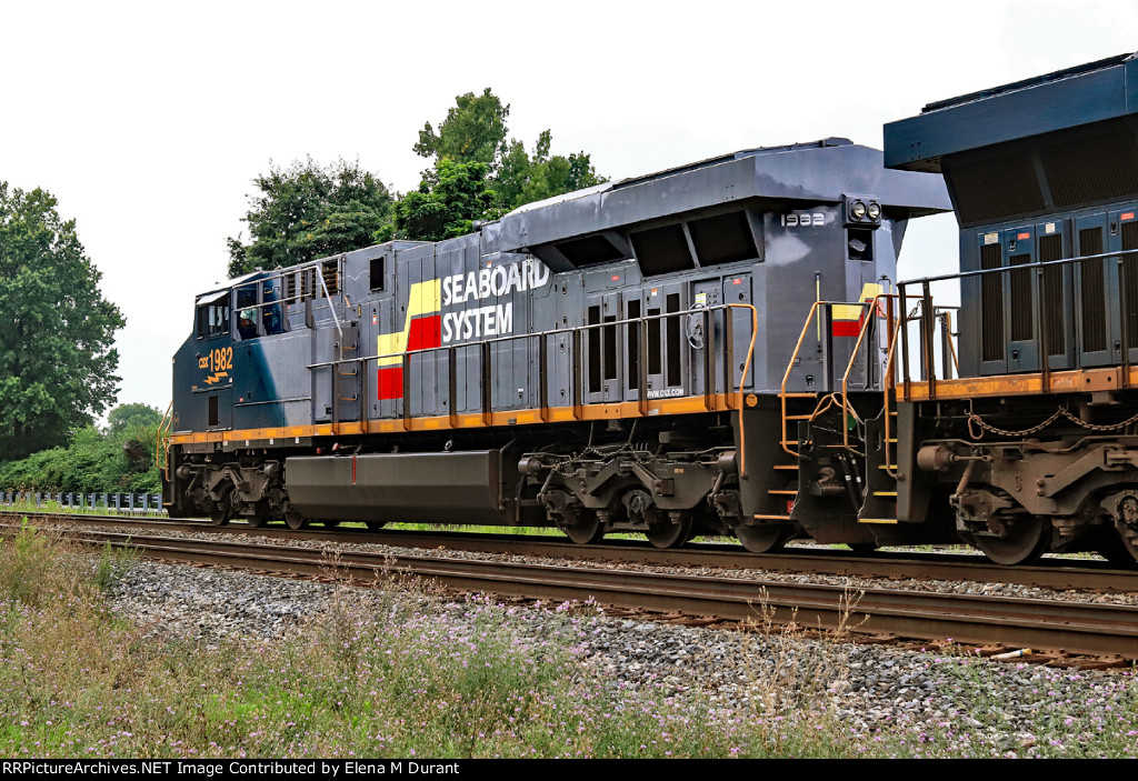 CSX 1982 on I-010